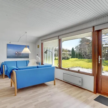 Casa de Férias Awesome In Idestrup With Kitchen